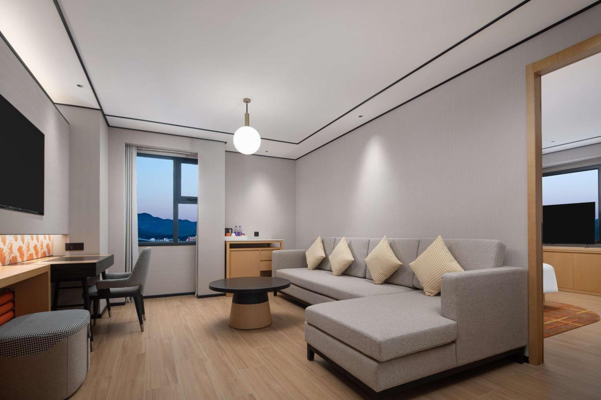 Hilton Garden Inn Chengde Mountain Resort Exterior foto